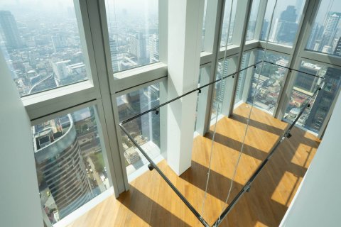 Dúplex de 2 dormitorios en Bangkok, Tailandia № 180469 - foto 5