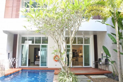 Haus in Bang Tao, Thailand 3 Schlafzimmer № 47109 - Foto 2