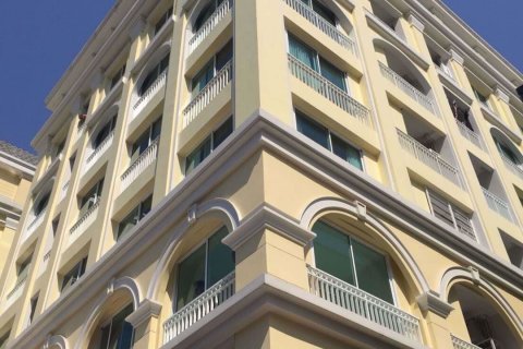 Condominio de 1 dormitorio en Pom Prap Sattru Phai, Bangkok, Tailandia № 54131 - foto 12