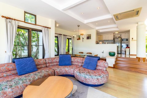 Casa de 4 dormitorios en Phuket, Tailandia № 65757 - foto 8
