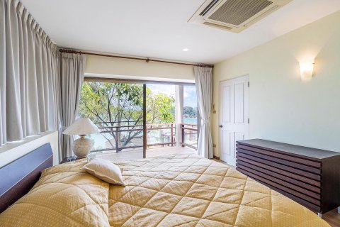 Casa de 4 dormitorios en Phuket, Tailandia № 65757 - foto 12