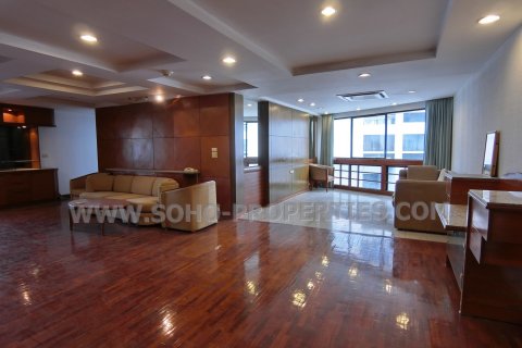 Eigentumswohnung in Bangkok, Thailand, 3 Schlafzimmer  № 144133