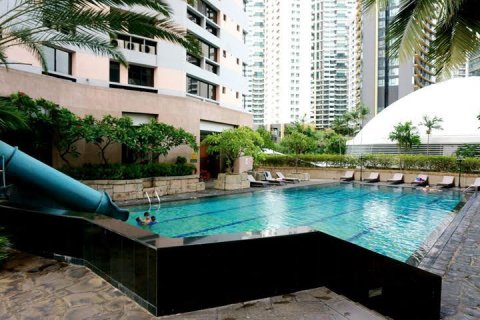 Condo in Bangkok, Thailand, 3 bedrooms  № 144133 - photo 21