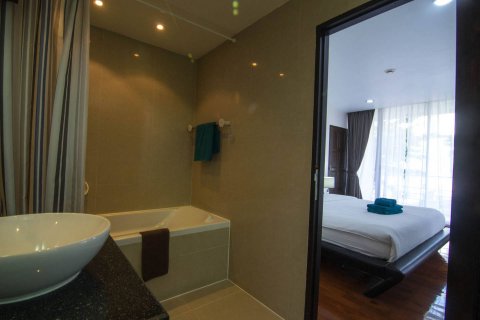 Condominio de 2 dormitorios en Bangkok, Tailandia № 144132 - foto 8