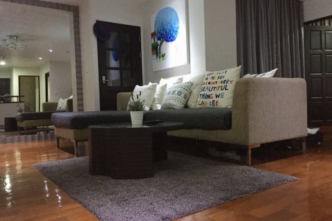 Condominio de 2 dormitorios en Bangkok, Tailandia № 144132 - foto 2