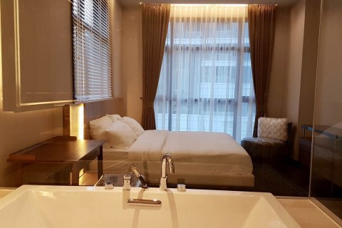 Condominio de 2 dormitorios en Bangkok, Tailandia № 144131 - foto 5