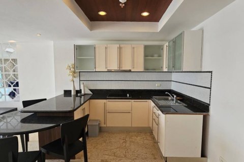 Condominio de 2 dormitorios en Phuket, Tailandia № 146869 - foto 6