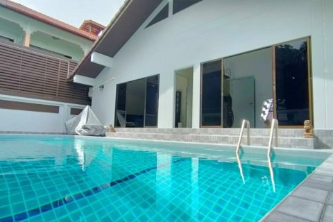 Villa à Phuket, Thaïlande 3 chambres № 146870