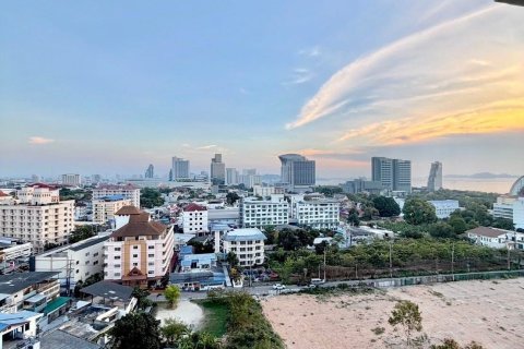 Apartamento de 2 habitaciones en Pattaya, Tailandia № 205804 - foto 17