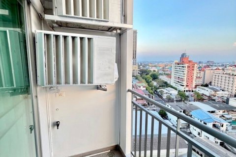 Apartamento de 2 habitaciones en Pattaya, Tailandia № 205804 - foto 15