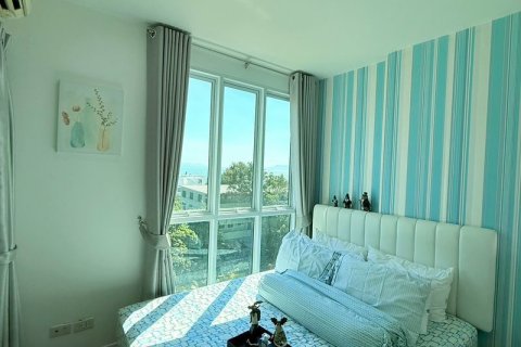 Apartamento de 2 habitaciones en Pattaya, Tailandia № 205805 - foto 11