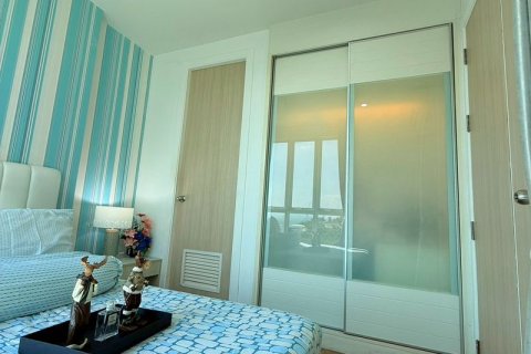 Apartamento de 2 habitaciones en Pattaya, Tailandia № 205805 - foto 12