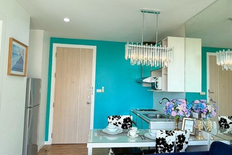 Apartamento de 2 habitaciones en Pattaya, Tailandia № 205805 - foto 10