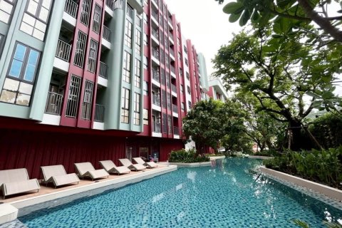 Apartamento de 2 habitaciones en Pattaya, Tailandia № 205800 - foto 22