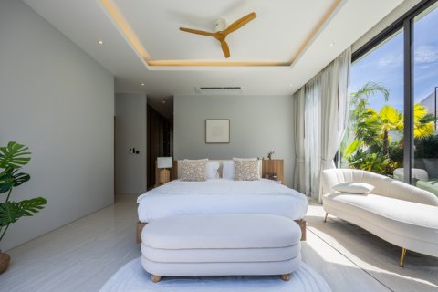 Chalet de 4 dormitorios en Pattaya, Tailandia № 209177 - foto 10