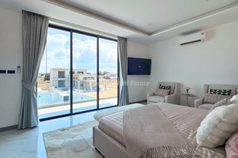 Casa de 3 dormitorios en Bang Lamung, Tailandia № 209176 - foto 22