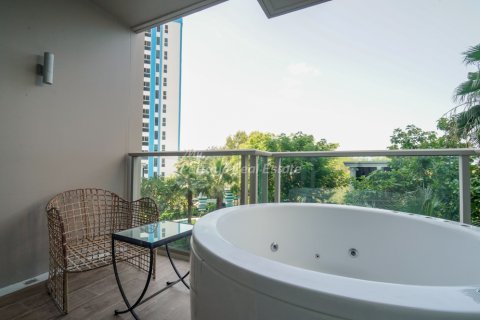 Condominio de 1 dormitorio en Bang Lamung, Tailandia № 209174 - foto 11