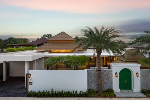 Chalet de 3 dormitorios en Phuket, Tailandia № 190789 - foto 4