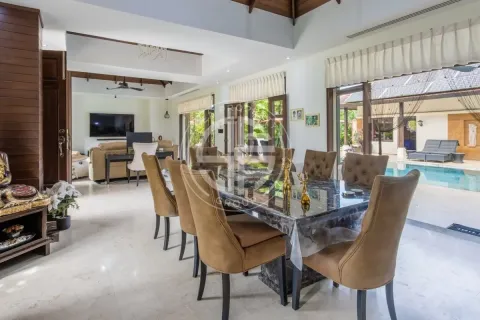 Chalet de 4 dormitorios en Phuket, Tailandia № 190790 - foto 3