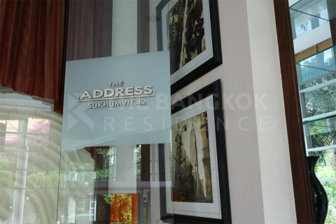 Condo in Bangkok, Thailand, 2 bedrooms № 234055 - photo 2