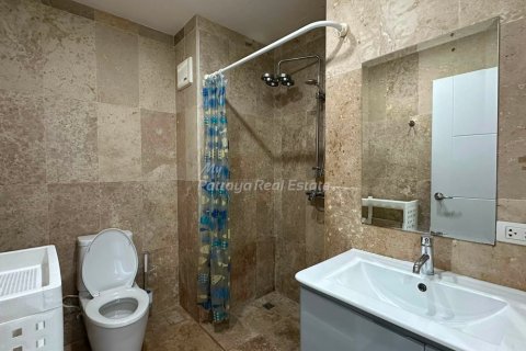 Condominio de 2 dormitorios en Bang Lamung, Tailandia № 203365 - foto 14