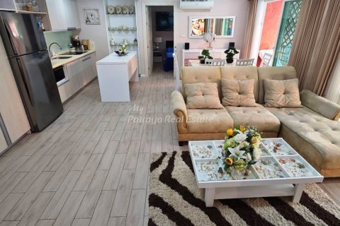 Condominio de 2 dormitorios en Bang Lamung, Tailandia № 203361 - foto 2