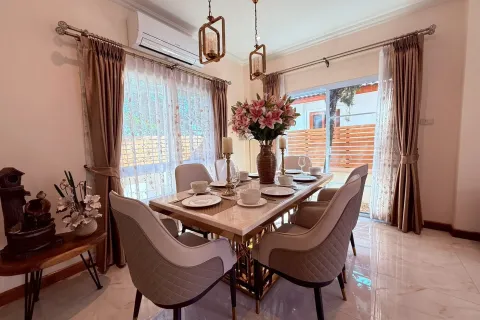 House in Hang Dong, Thailand 3 bedrooms № 163296 - photo 7