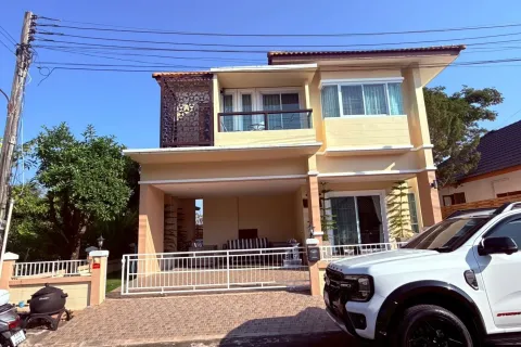House in Hang Dong, Thailand 3 bedrooms № 163296 - photo 2