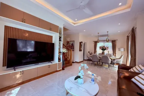 House in Hang Dong, Thailand 3 bedrooms № 163296 - photo 5