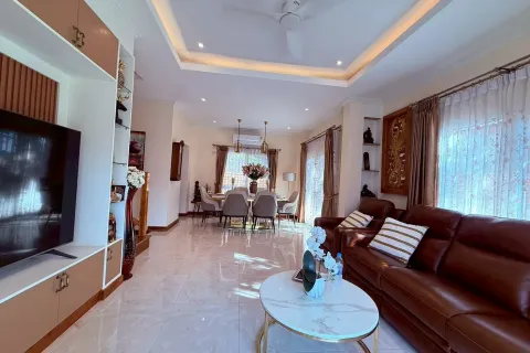 House in Hang Dong, Thailand 3 bedrooms № 163296 - photo 3