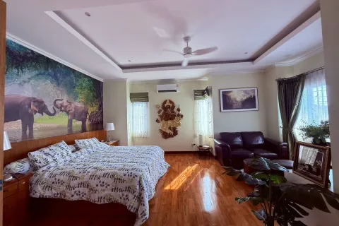 House in Hang Dong, Thailand 3 bedrooms № 163296 - photo 27