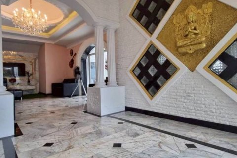 Chalet de 5 dormitorios en Sattahip, Tailandia № 146991 - foto 9