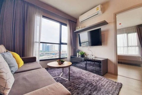 Condominio de 2 dormitorios en Khlong Toei, Bangkok, Tailandia № 146986 - foto 3
