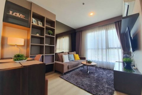 Condominio de 2 dormitorios en Khlong Toei, Bangkok, Tailandia № 146986