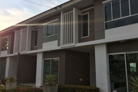 Off-plan Pruksa Ville 55/1 Wongwaen-Ramintra ในกรุงเทพฯ, ประเทศไทย № 56278