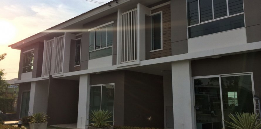Off-plan Pruksa Ville 55/1 Wongwaen-Ramintra ในกรุงเทพฯ, ประเทศไทย № 56278