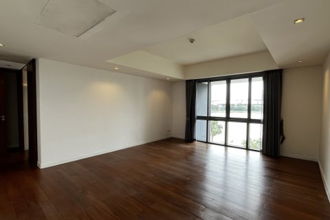 Condo in Sathon, Bangkok, Thailand, 3 bedrooms  № 201280 - photo 15