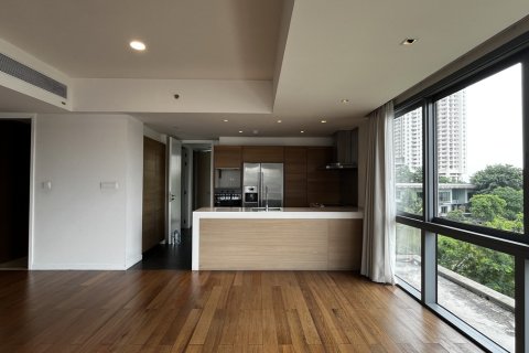 Condo in Sathon, Bangkok, Thailand, 3 bedrooms  № 201280 - photo 3