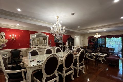 Eigentumswohnung in Ratchathewi, Bangkok, Thailand, 3 Schlafzimmer  № 201275 - Foto 12