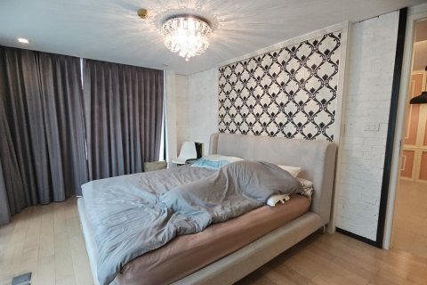 Condominio de 1 dormitorio en Bangkok, Tailandia № 201276 - foto 2