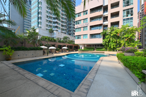 Condo à Bangkok, Thaïlande, 3 chambres № 185651 - photo 2