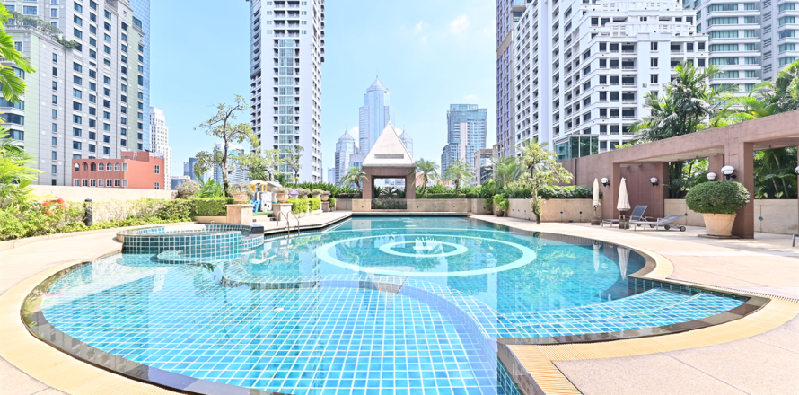Condo à Bangkok, Thaïlande, 3 chambres № 185651