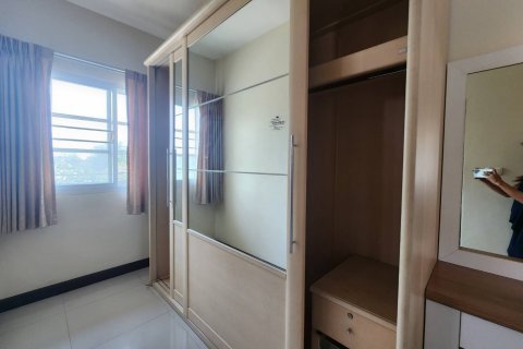 Casa de 3 dormitorios en Pattaya, Tailandia № 54431 - foto 15