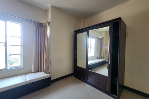 Casa de 3 dormitorios en Pattaya, Tailandia № 54431 - foto 19