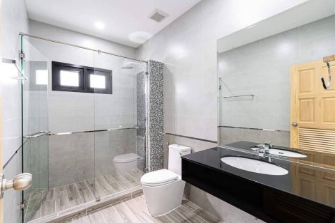 Casa de 3 dormitorios en Pattaya, Tailandia № 54429 - foto 5