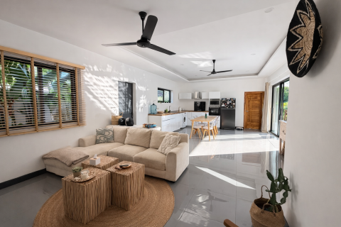 Chalet de 3 dormitorios en Ko Samui, Tailandia № 164175 - foto 2