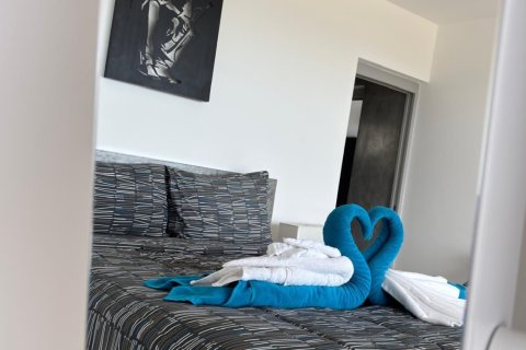 Apartamento de 2 dormitorios en Ko Samui, Tailandia № 164176 - foto 21