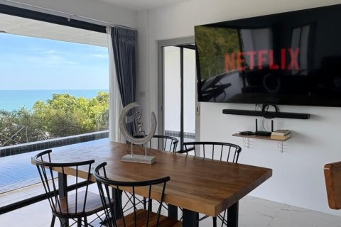 Apartamento de 2 dormitorios en Ko Samui, Tailandia № 164176 - foto 23