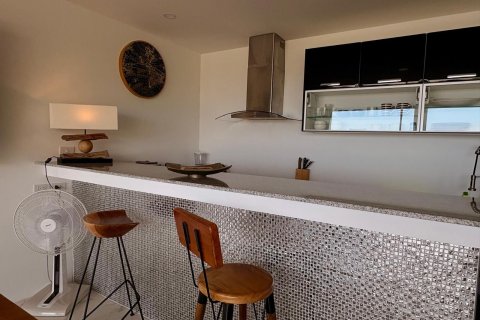Apartamento de 2 dormitorios en Ko Samui, Tailandia № 164176 - foto 24
