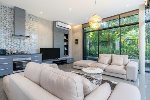 Chalet de 3 dormitorios en Phuket, Tailandia № 164174 - foto 4